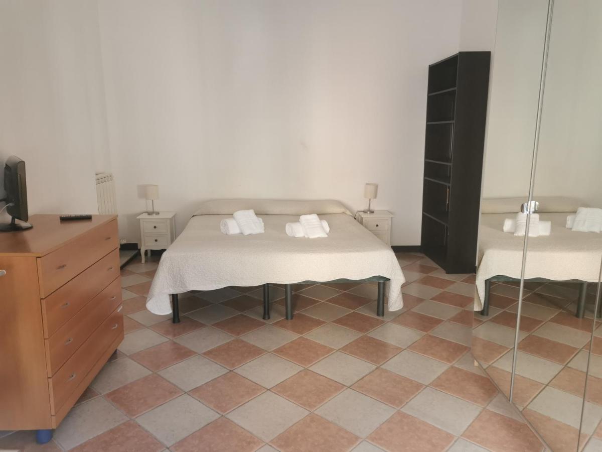 Residence La Lanterna Gênes Extérieur photo