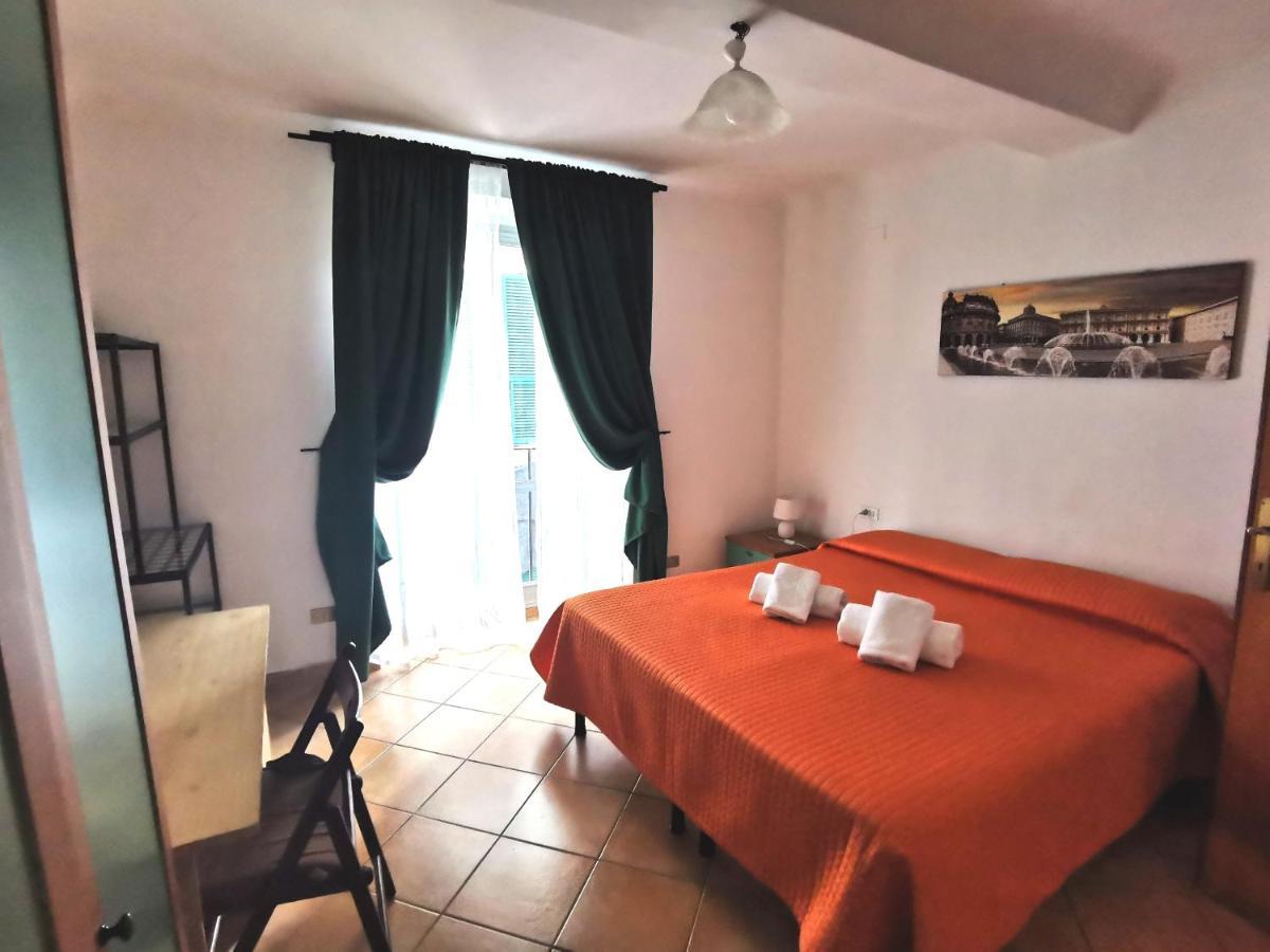 Residence La Lanterna Gênes Extérieur photo