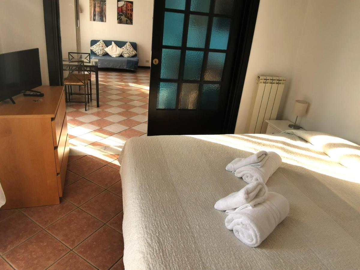 Residence La Lanterna Gênes Extérieur photo